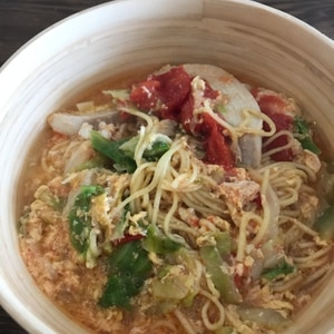 トマトと白菜の塩ラーメン